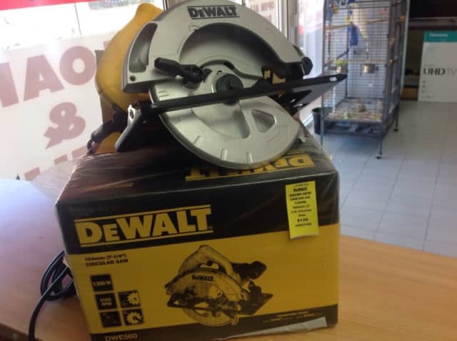 Brand New Dewalt Dwe560 Xe 1350w 185mm 7 14 Circular Saw 139 Power Tools Gumtree 