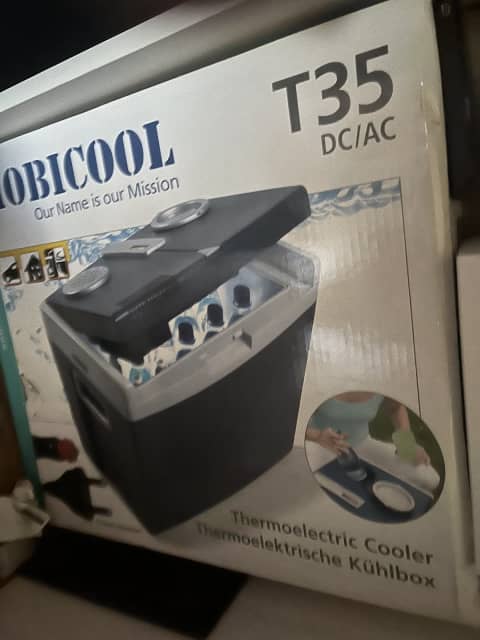 Waeco Mobicool W35 AC/DC coolbox