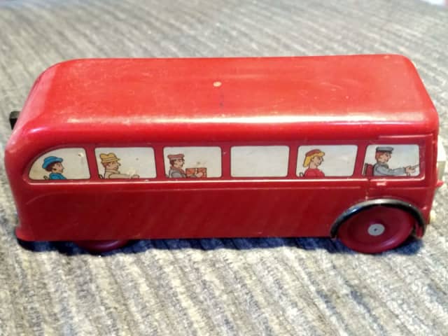 Ertl - Thomas the Tank Engine - Bertie Bus - Die Cast / Train Toy ...