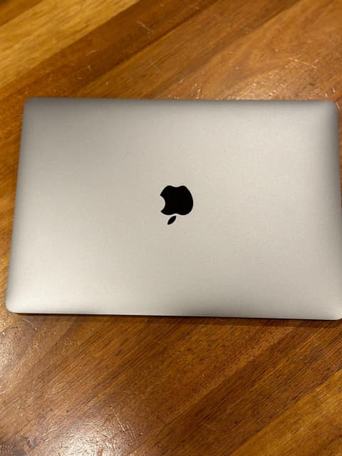 Apple Macbook Air M1 512gb with Brydge Vertical Dock | Laptops ...