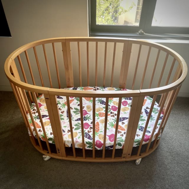 Stokke cot sale gumtree