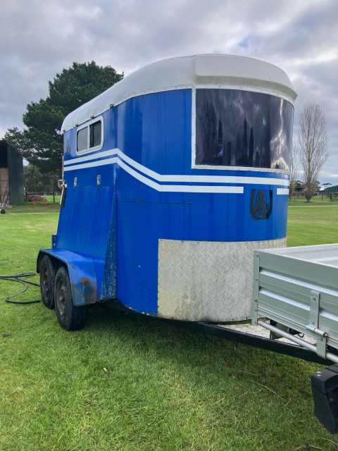 Used 2 horse non-scramble float for sale - going cheap! | Trailers ...