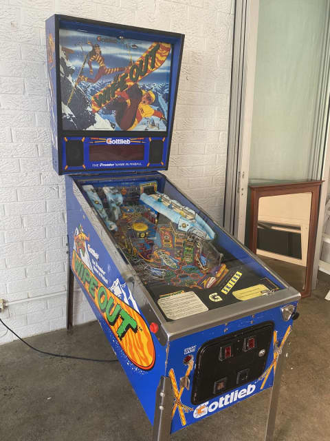 gottlieb wipeout pinball