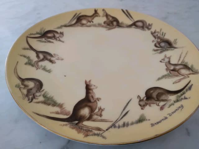 BROWNIE DOWNING KANGAROO PLATE | Collectables | Gumtree Australia ...