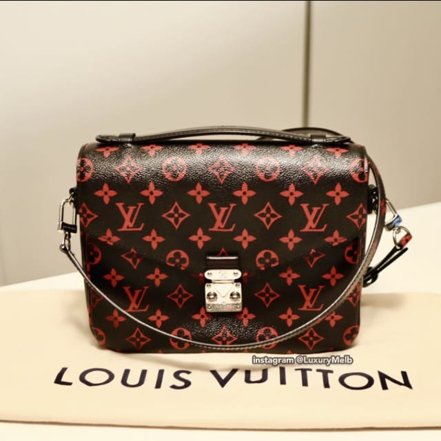 Louis Vuitton, Metis Pochette Infra Rouge