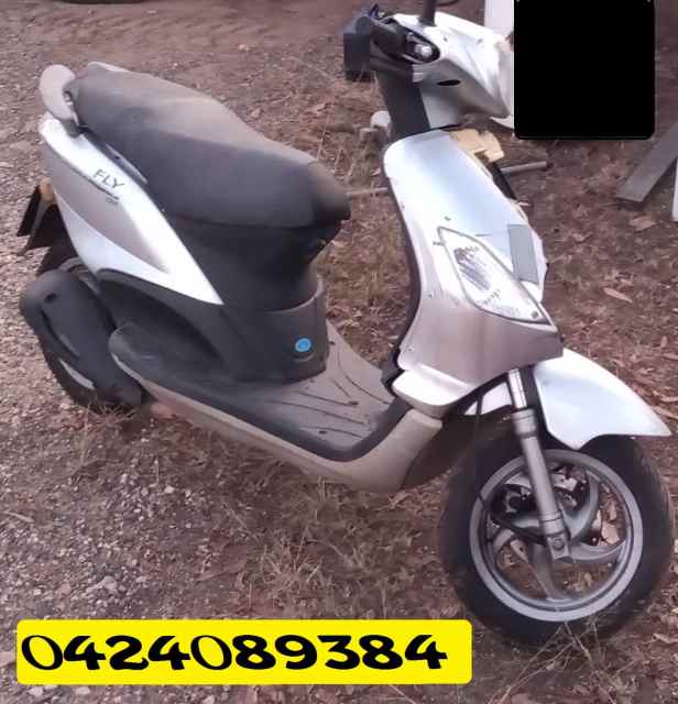 Piaggio Fly 125cc scooter off road use or parts farm kids caravan park
