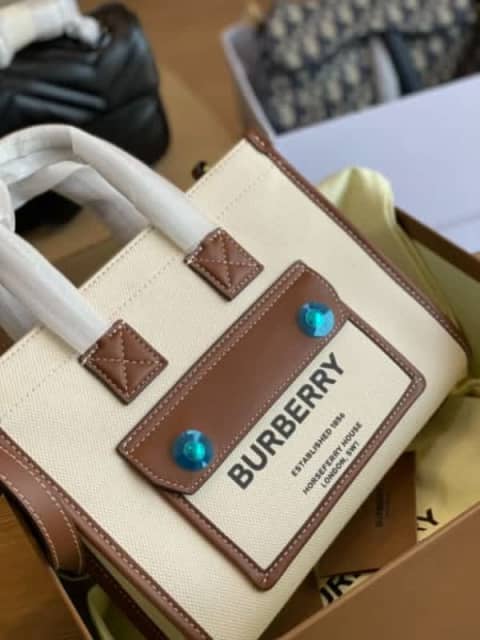 Vintage Burberry bag, Bags, Gumtree Australia Inner Sydney - Sydney City