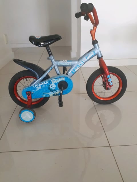 thomas bicycle with training wheels