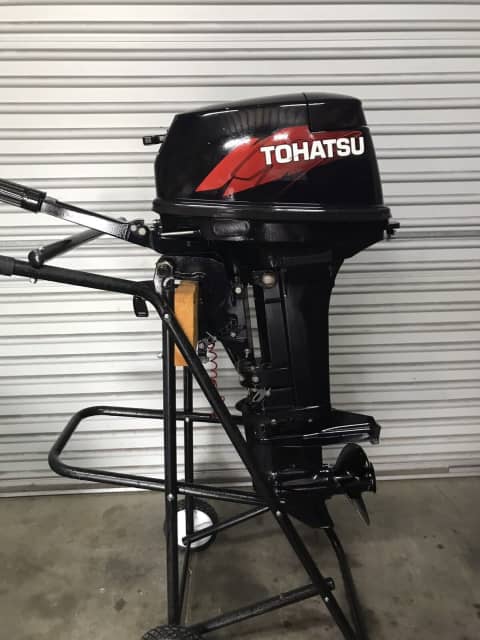 Tohatsu 18hp Short Shaft light weight 2-Stroke Outboard Motor | Boat ...