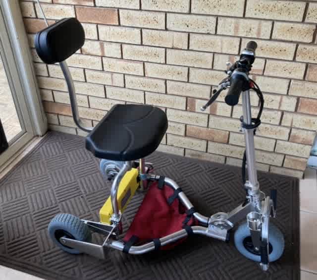 Travel Mobility Scooter , Light Weight, Easy Fold Up Scooters