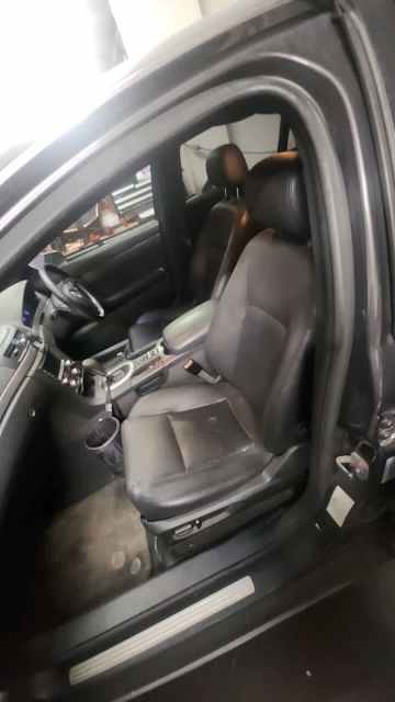 2007 VE CALAIS V SEATS | Other Parts & Accessories | Gumtree Australia ...