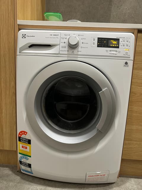 electrolux washing machine ewf14742