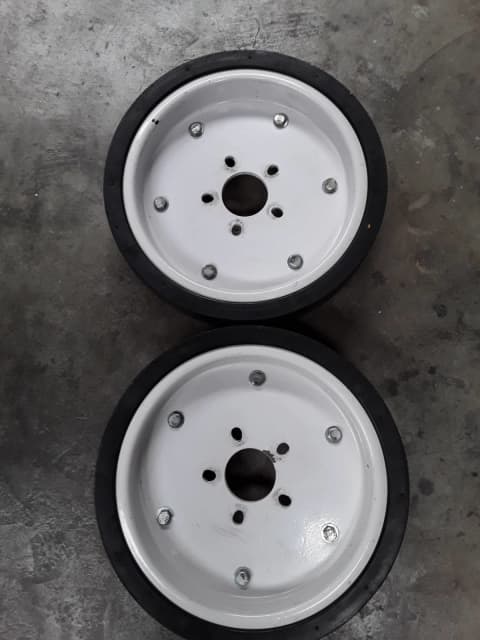 CARAVAN STOW AWAY WHEELS 1PR. VERY GOOD CONDITION. | Caravan ...