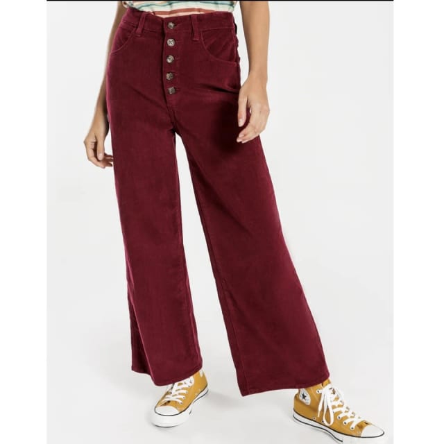 Wrangler Hi Bells Cropped Cord Jeans in Red Plum Size 8 | Pants & Jeans |  Gumtree Australia Manly Area - Manly Vale | 1306266303