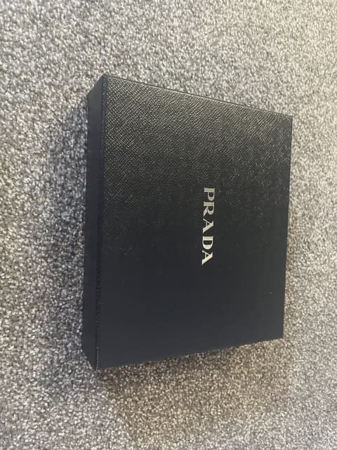 Prada box with dust bag and paper bag | Bags | Gumtree Australia Brisbane  South West - Sunnybank Hills | 1308644990