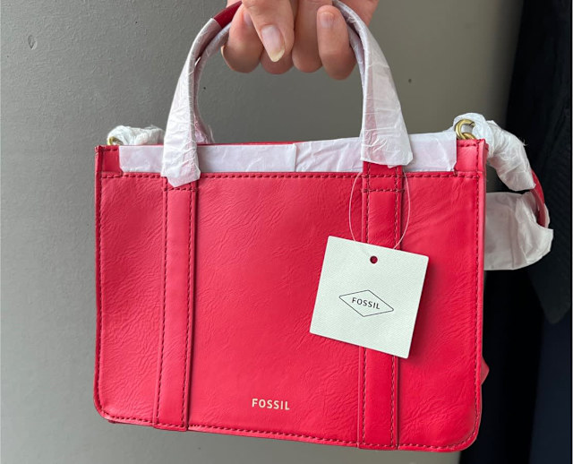 Brand newFossil Red Handbag Leather Bags Gumtree Australia