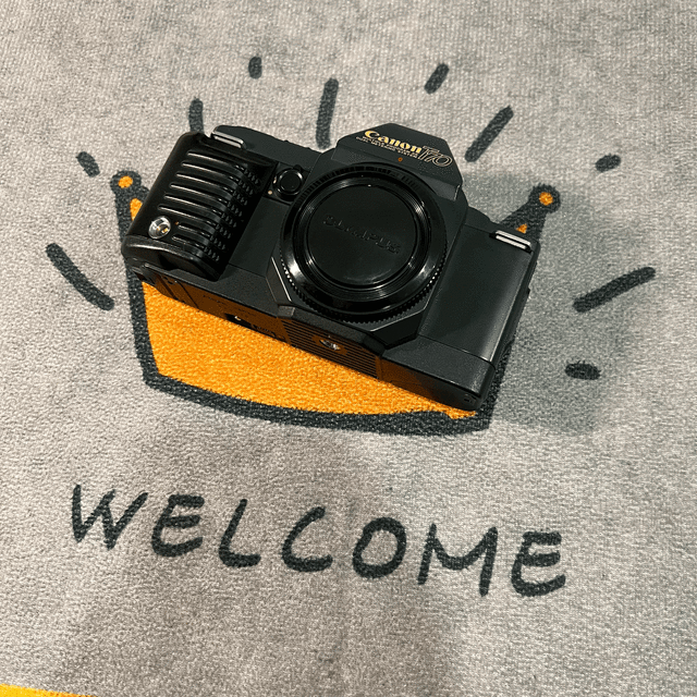 Canon T70 35mm Film SLR Camera Non Digital Cameras Gumtree