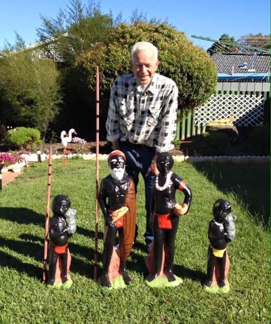 Garden Ornaments Swans, Neville, Driveway Lions, footy players