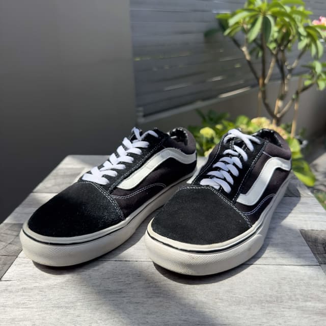 women's 9 in mens vans