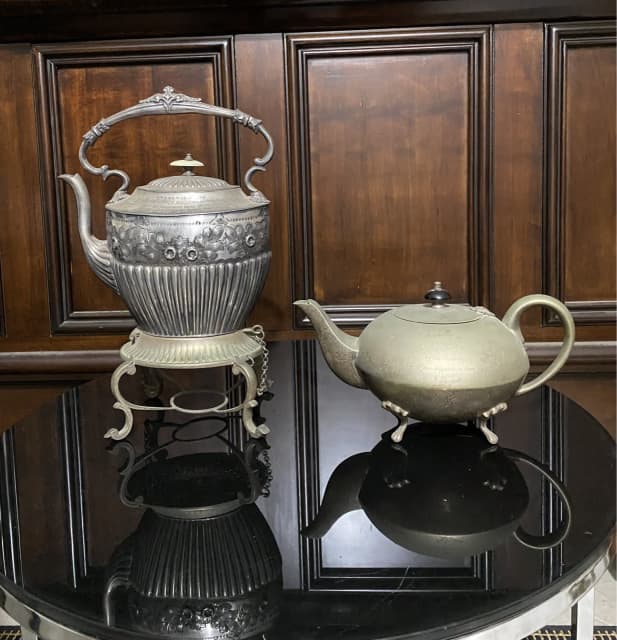 Antique Cheshires & KC Luke Pty Ltd Teapots Antique Teapots