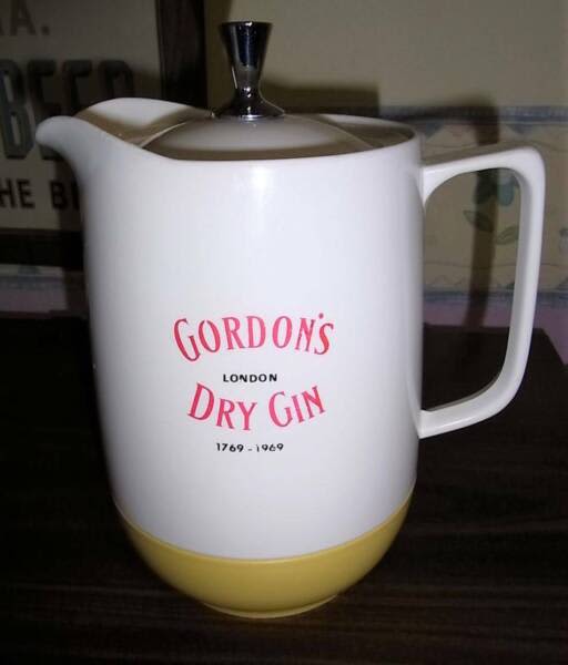 Vintage Retro Insulated Gordon's Dry Gin Ice /Water Jug RARE