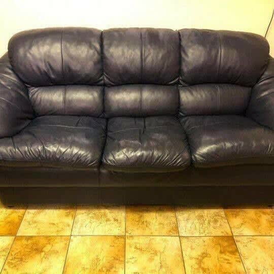 LEATHER LOUNGE 5 SEATER 1 x3 SEATER 2x 1 SEATER EXCELLENT CONDITION