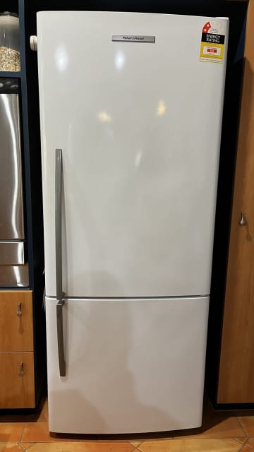 fisher and paykel e442b year of manufacture