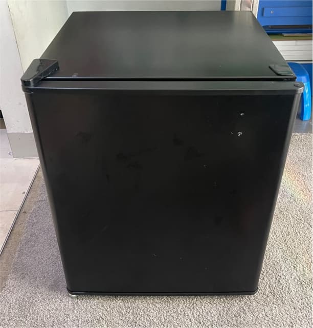 Mini Bar Fridge 46L Fridges & Freezers Gumtree Australia Melbourne