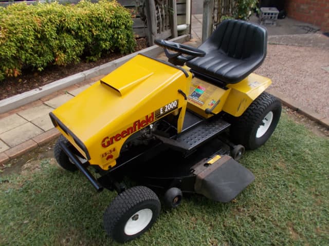 Greenfield E2000 Ride On Mower 34(Brand New Honda GXV390 Engine) - Lawn ...