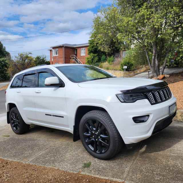 2017 JEEP GRAND CHEROKEE BLACKHAWK (4x4) 8 SP AUTOMATIC 4D WAGON Cars