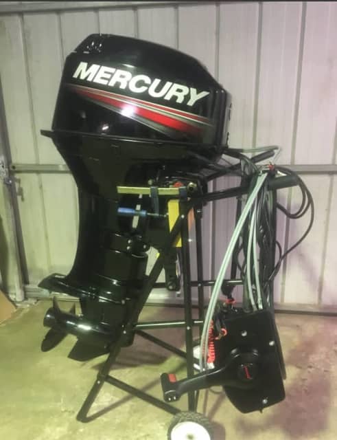 Mercury 40hp 2-Stroke Long Shaft Outboard Motor As New | Boat ...