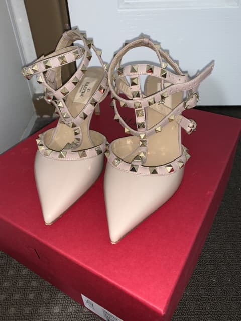 Valentino Rockstud Kitten Heels in Patent Nude (size 37.5) | Women's Shoes  | Gumtree Australia Adelaide City - Adelaide CBD | 1301054750