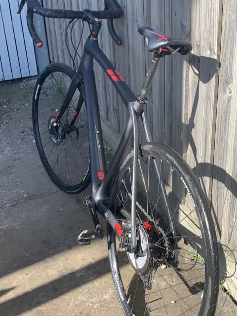 CARBON TREK DOMANE DISC Men s Bicycles Gumtree Australia