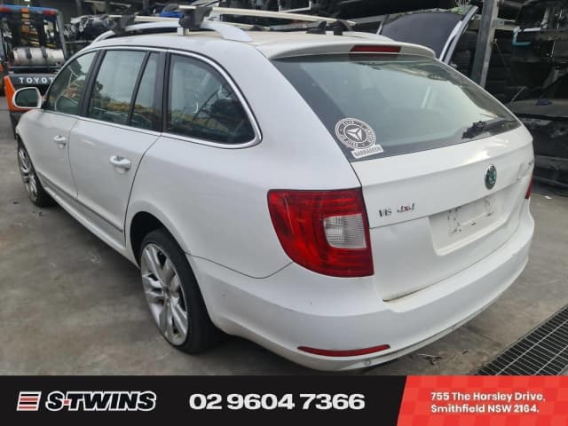 WRECKING 2011 SKODA SUPERB 3.6L PETROL AUTOMATIC (STOCK ST4673 ...