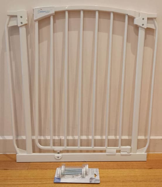 White Dreambaby Chelsea Baby/Pet Safety Gate F160N HAMPTON PICK UP