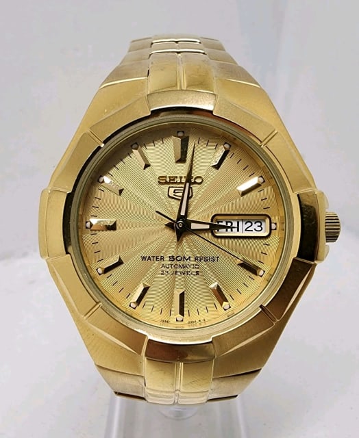 SEIKO 5 AUTOMATIC 23 JEWELS MEN'S WATCH WATER RESISTANT | Watches |  Gumtree Australia Gold Coast City - Highland Park | 1307231697