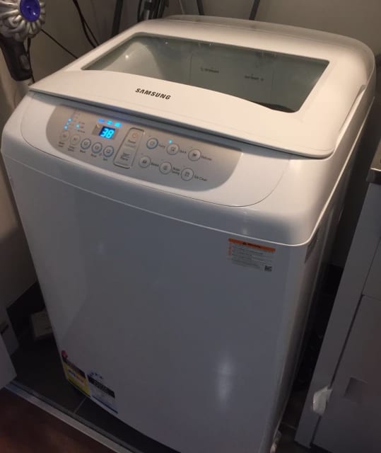 Samsung 6.5Kg top loader washing machine, can deliver Washing