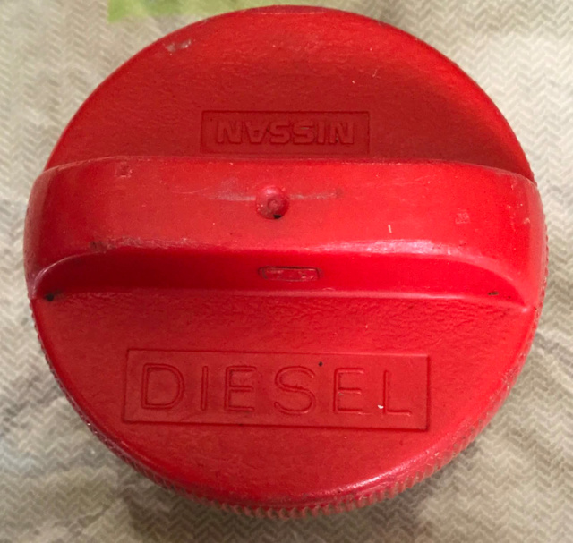 Genuine Nissan Diesel fuel cap. Nics car accessories Auto Body parts