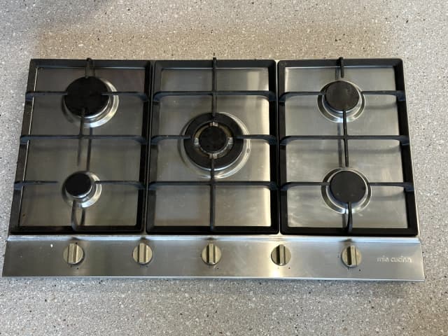 Gas Cooktop: Mia Cucina 860mm wide | Cooktops & Rangehoods | Gumtree ...