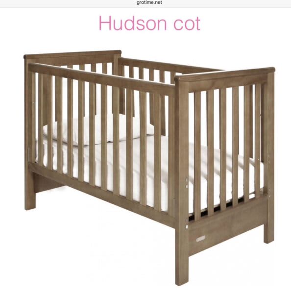 Grotime Hudson Cot Scandinavian Oak including Grotime Mattress Cots