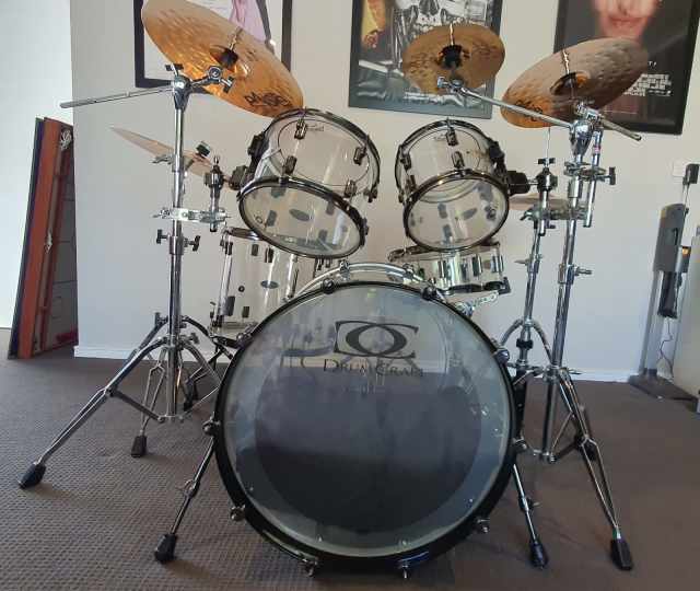 Drumcraft Clear Acrylic Drum Kit Series 8 in EXCELLENT CONDITION