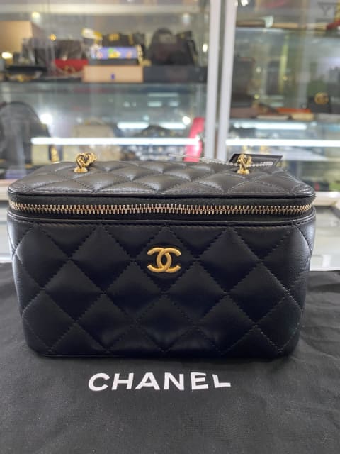 Chanel 2021 Black Lambskin Mini Vanity Case w/ Chain at the best price