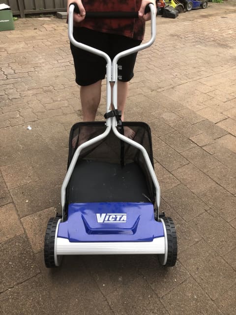 Victor 16 razor push mower Lawn Mowers Gumtree Australia