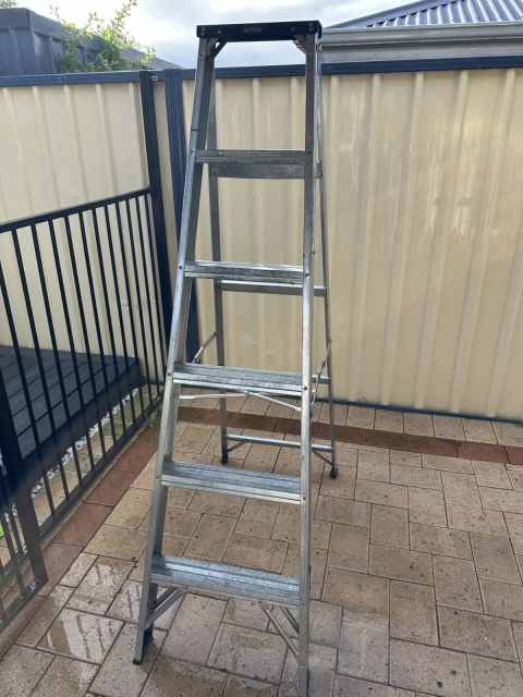 Syneco 6ft Aluminium step ladder - Ladders & Scaffolding in Bertram WA ...