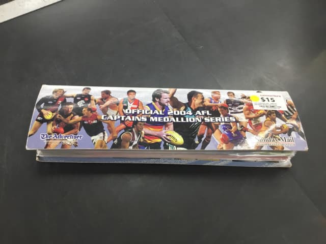 Official 2004 AFL CAPTAINS MEDALLION SERIES Complete Set Advertiser/Sunday Mail 