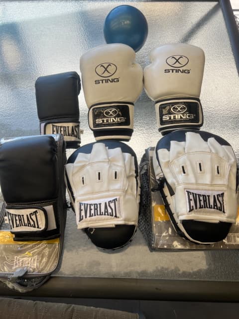 Boxing sales gloves gumtree