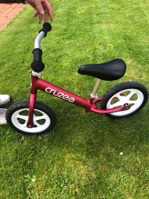 cruzee balance bike gumtree