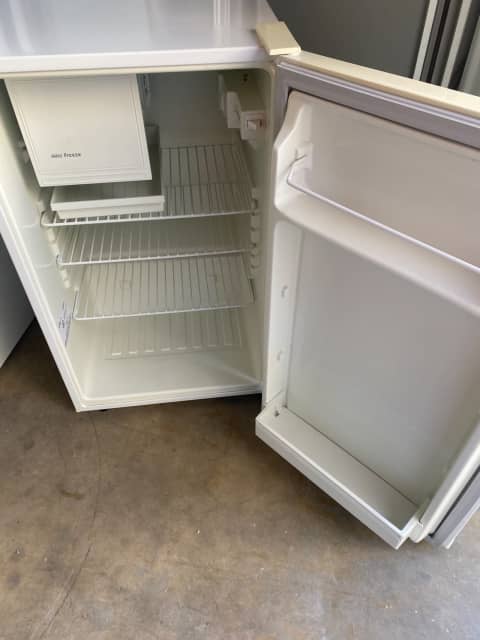 140l bar fridge