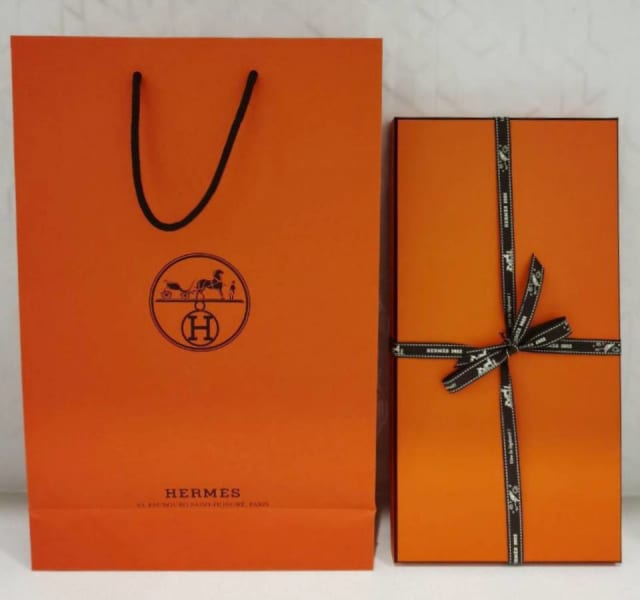 Hermes shopping bag and gift box