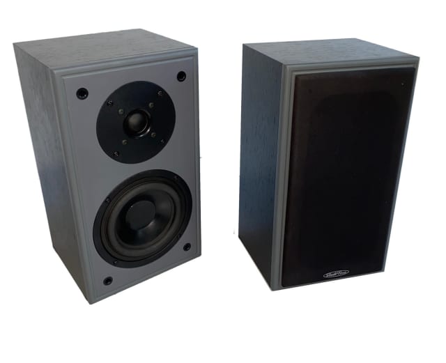 AudiTone Ai50BLB 5 two way bookshelf / home theatre speakers 2003 WTY